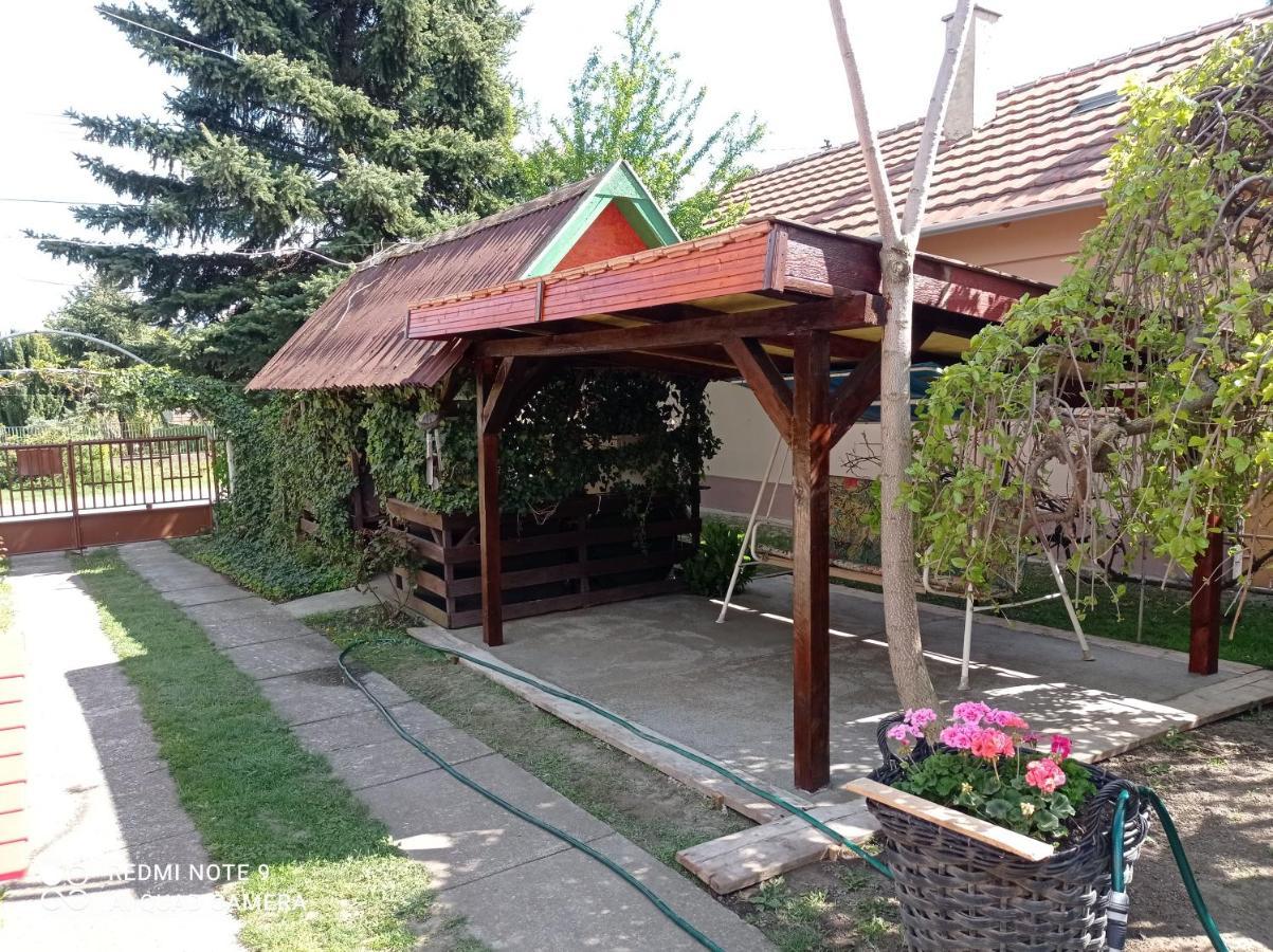Olga Vendeghaz Apartment Abadszalok ภายนอก รูปภาพ